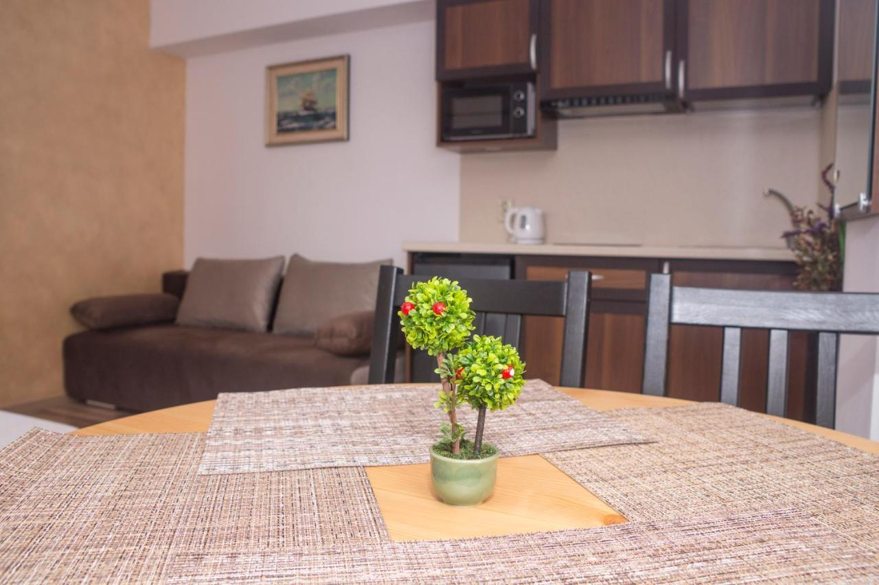 Chrystal Guest House Obzor Buitenkant foto