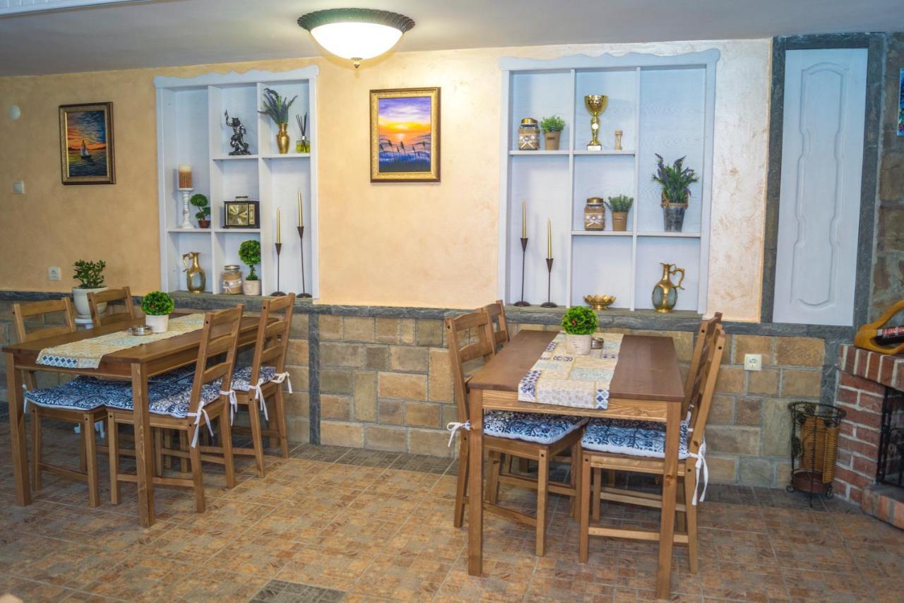 Chrystal Guest House Obzor Buitenkant foto
